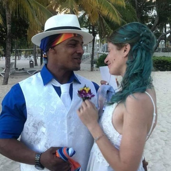 I hope EVERYONE is having the best day possible! - Picture 4 of 4